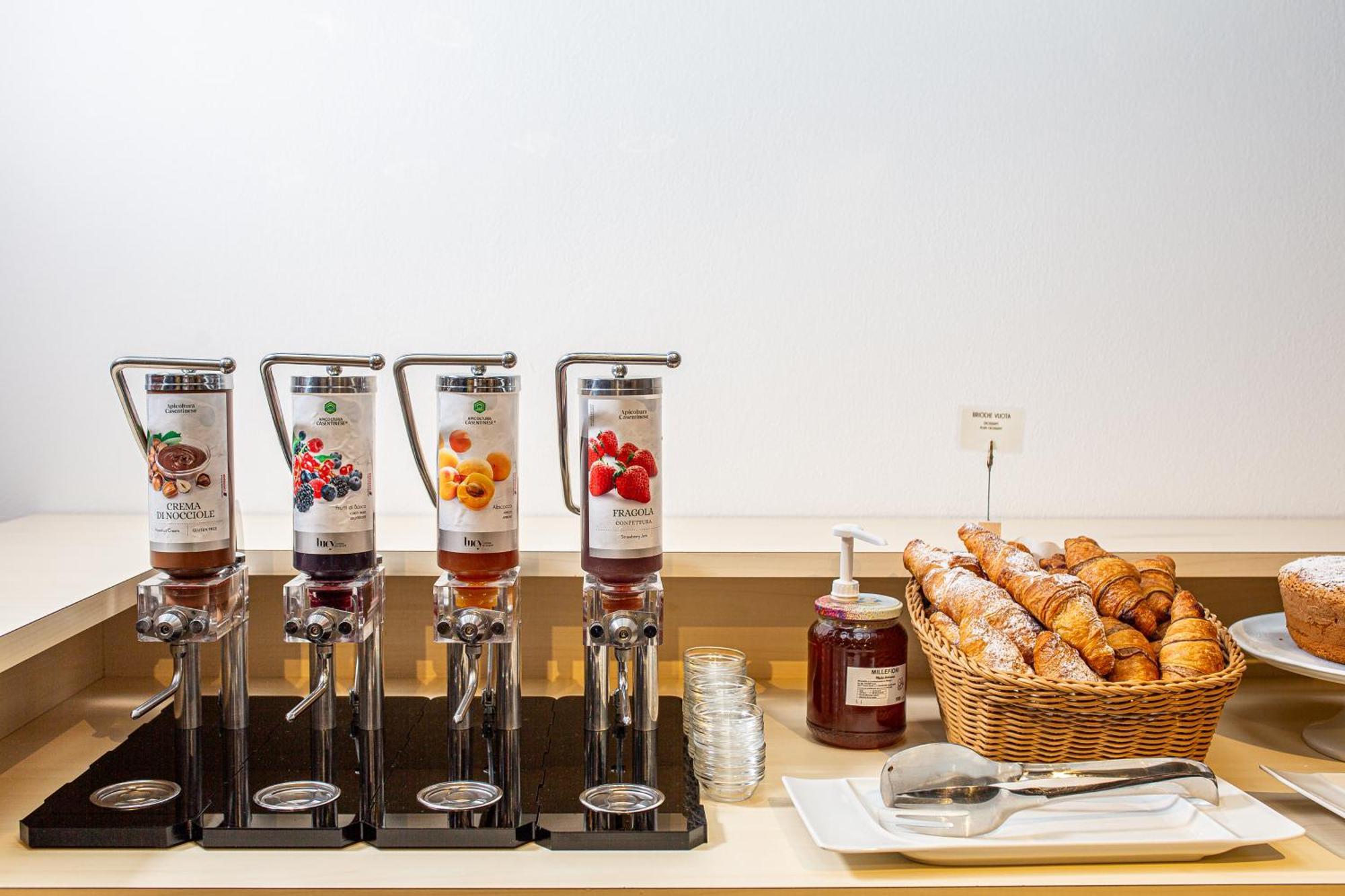 Hotel La Pergola 리그나노 사비아도로 외부 사진
