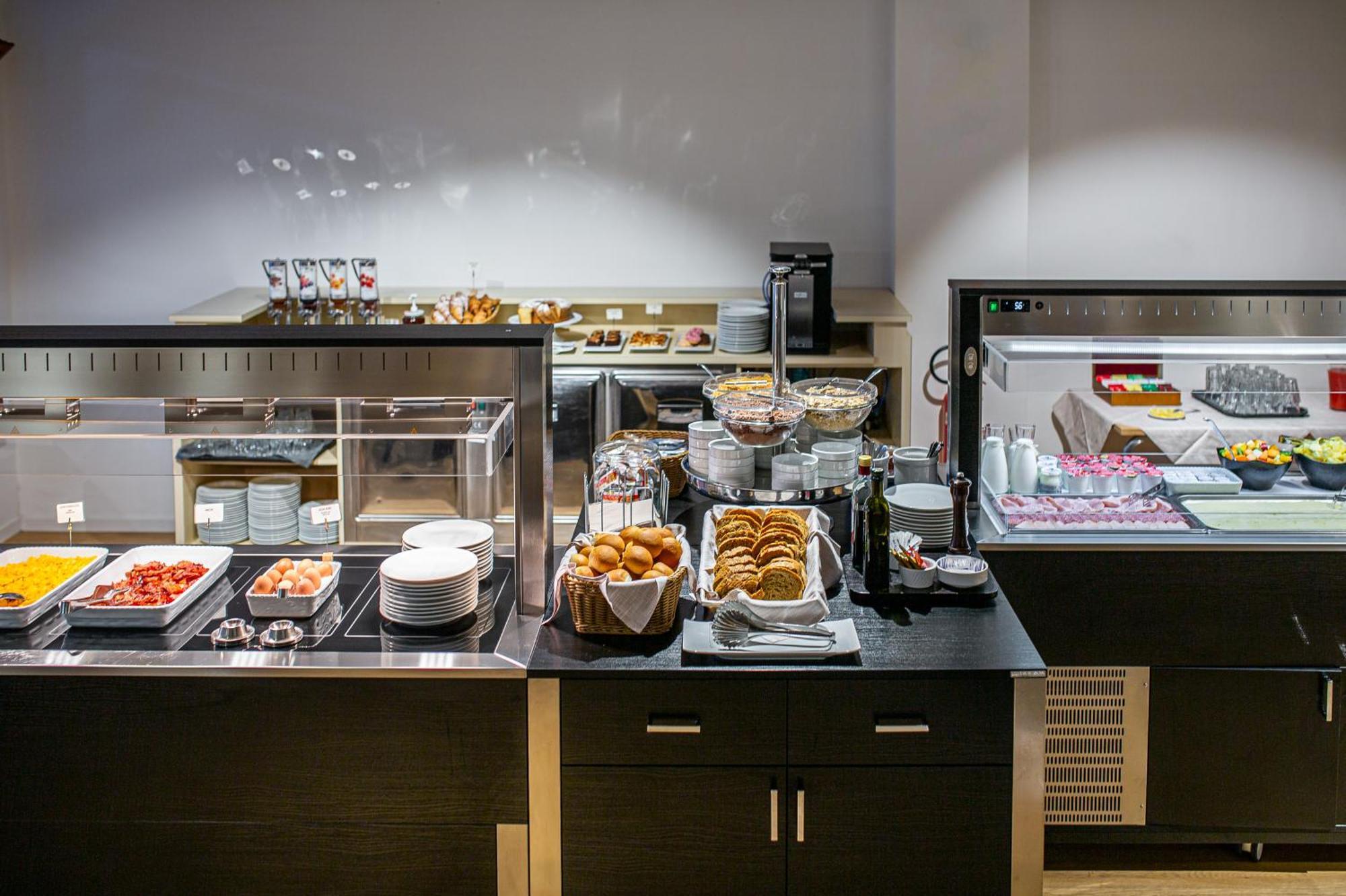 Hotel La Pergola 리그나노 사비아도로 외부 사진