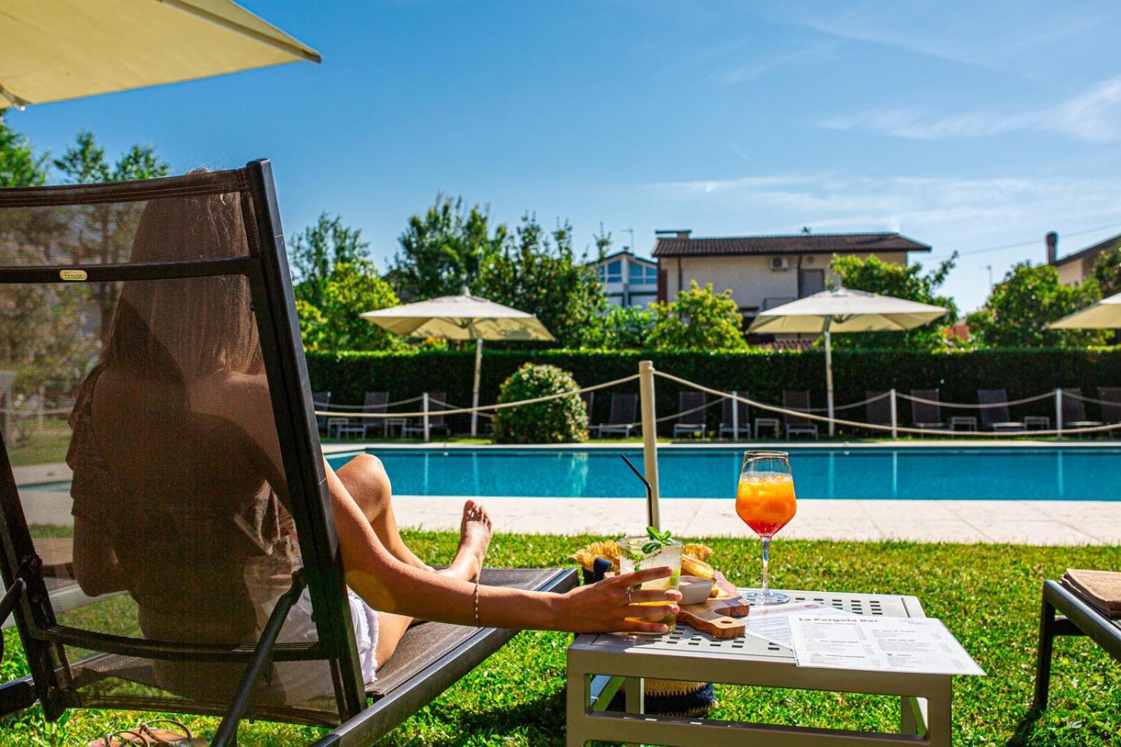 Hotel La Pergola 리그나노 사비아도로 외부 사진