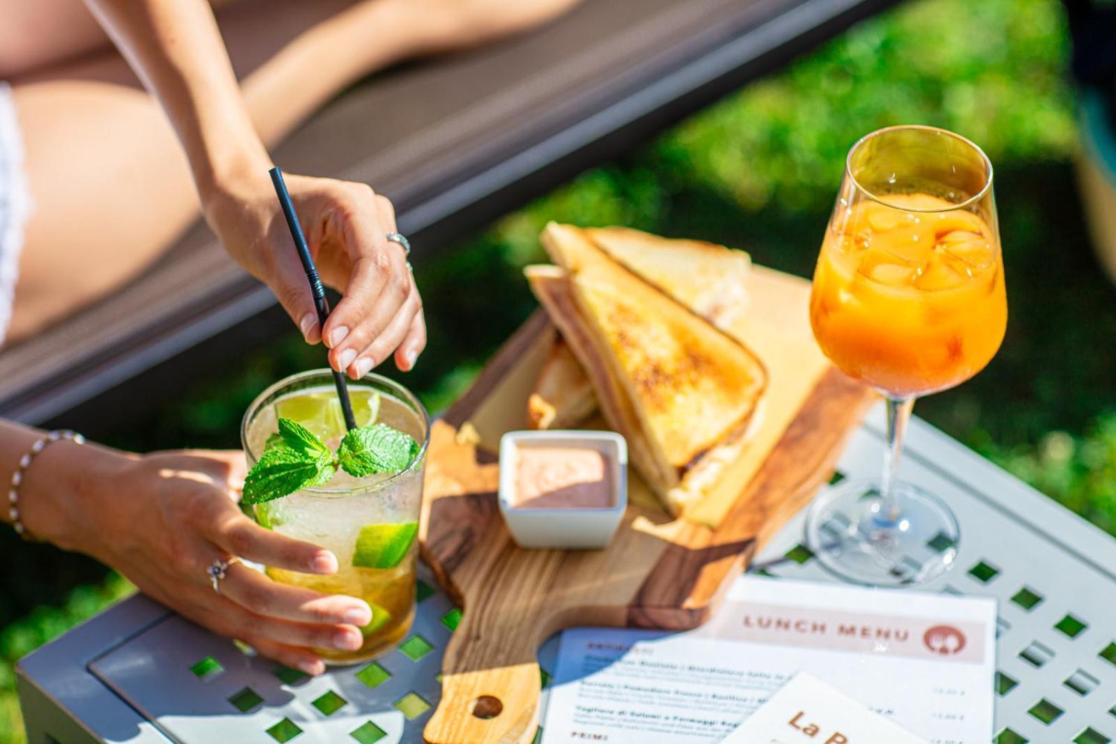 Hotel La Pergola 리그나노 사비아도로 외부 사진