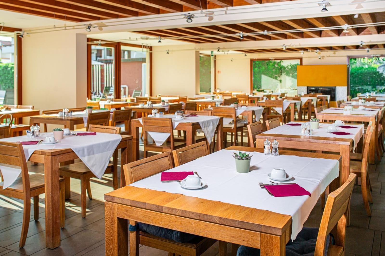 Hotel La Pergola 리그나노 사비아도로 외부 사진